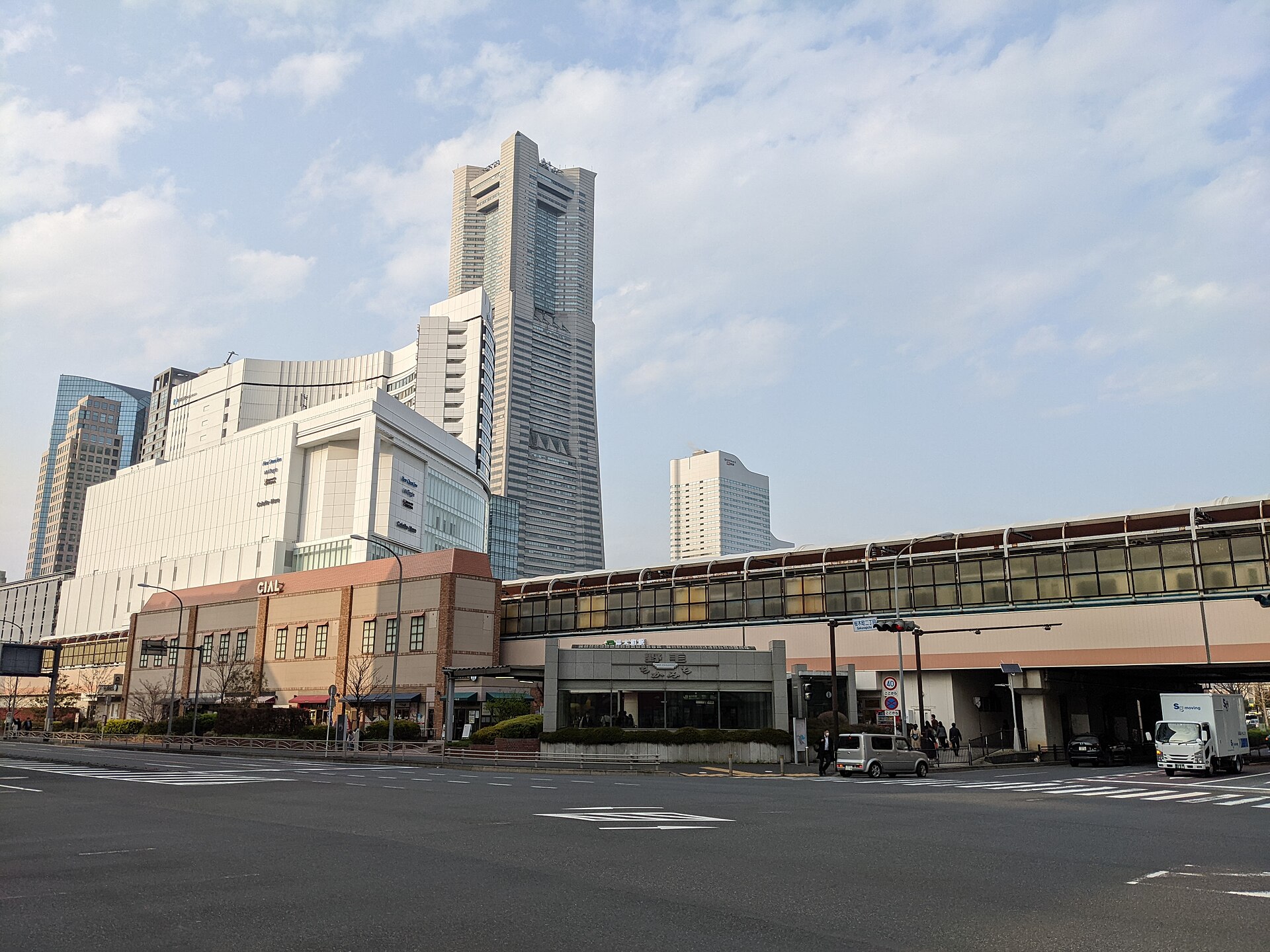 桜木町駅